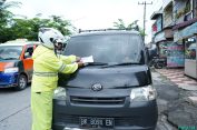 Dipuji Warga..!! Ditlantas Polda Sumut Tilang Angkutan Umum Mangkal dan Bikin Macet Jalan SM Raja Medan..!!