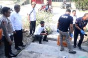 Trang…Trungg…Jlebbb..!! Dua Kubu Geng Motor Adu Kelewang di Tanjung Morawa, Satu Tewas “Mandi Darah”..!!
