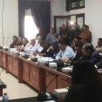 Gaspol Pak Wakil Rakyat..!! Bupati Deli Serdang Sewenang-wenang Pecat Kades, Anggota DPRD Kesal Lalu Gebrak Meja Saat Rapat..!!