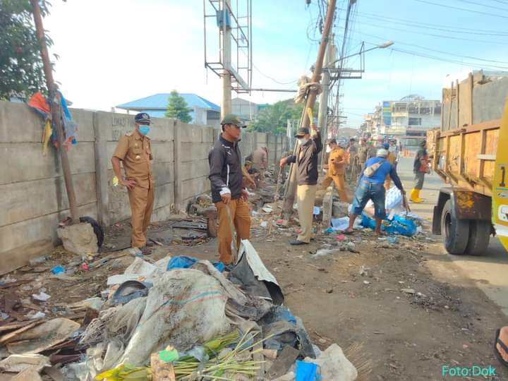 Oligarki Itu Kejam Kawan..!! Isu Pengusaha Incar Lahan PT KAI Mencuat Kala “Pahlawan” Ekonomi Mau “Dibunuh” Pemkab Deli Serdang..!!