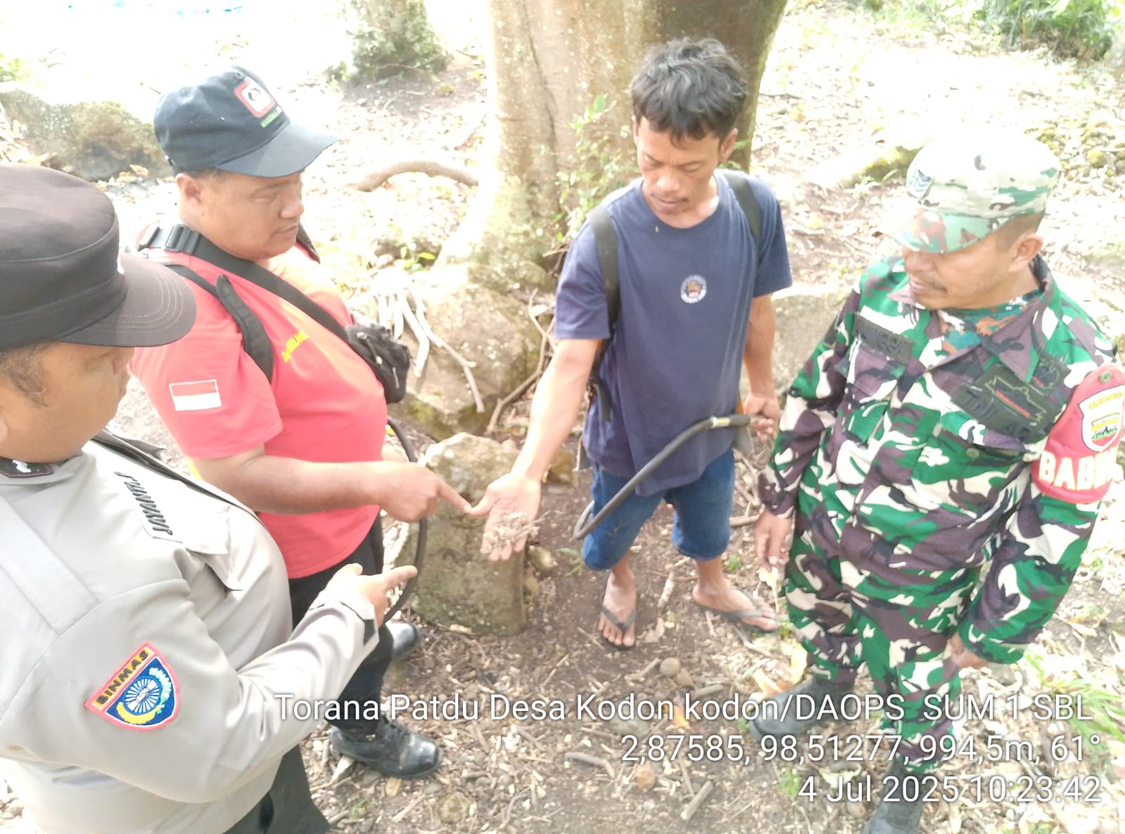 CKR Pall..?? Cegah Karhutla, Polsek Tigapanah Bersama TNI dan Manggala Agni Sweeping Daerah Rawan Kebakaran..!!