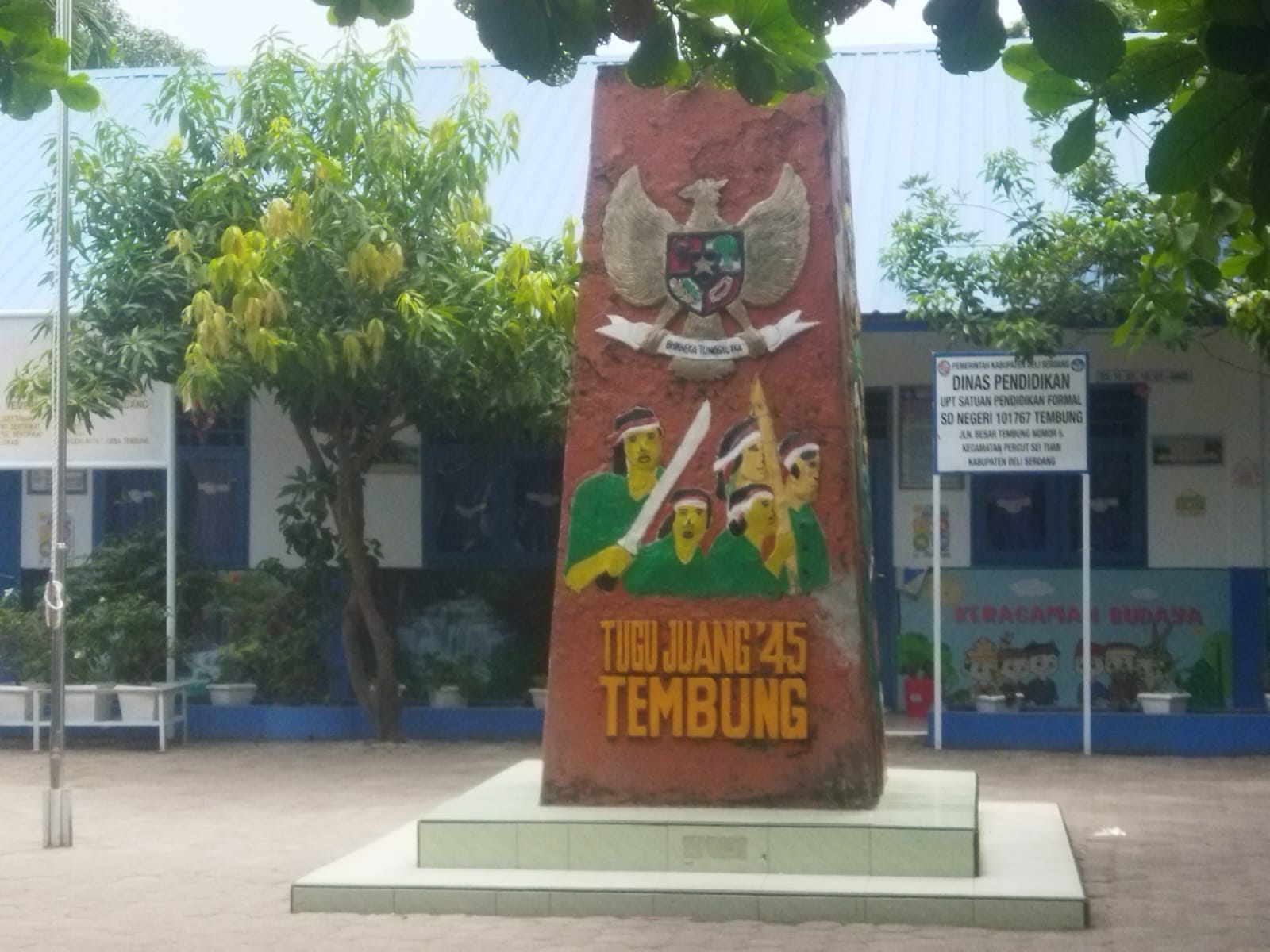 Hii…Ngerii…Lebih “Drakula” dari “Drakula”..!! Dana BOS Ada tapi Kasek SD Negeri di Tembung Deli Serdang Terduga Kutip Uang Cat dari Guru Honorer..!!