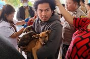 Antisipasi Rabies..!! Pemkab Karo Vaksinasi Anjing di Desa Bunuraya Tigapanah..!!