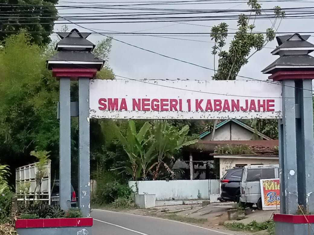 Gawat Silihh..!! Sekolah Negeri Terduga Jadi “Monster” Pungli, Siswa SMAN 1 Kabanjahe Karo Dikutip Rp 200 Ribu dengan Dalih SPP..!!