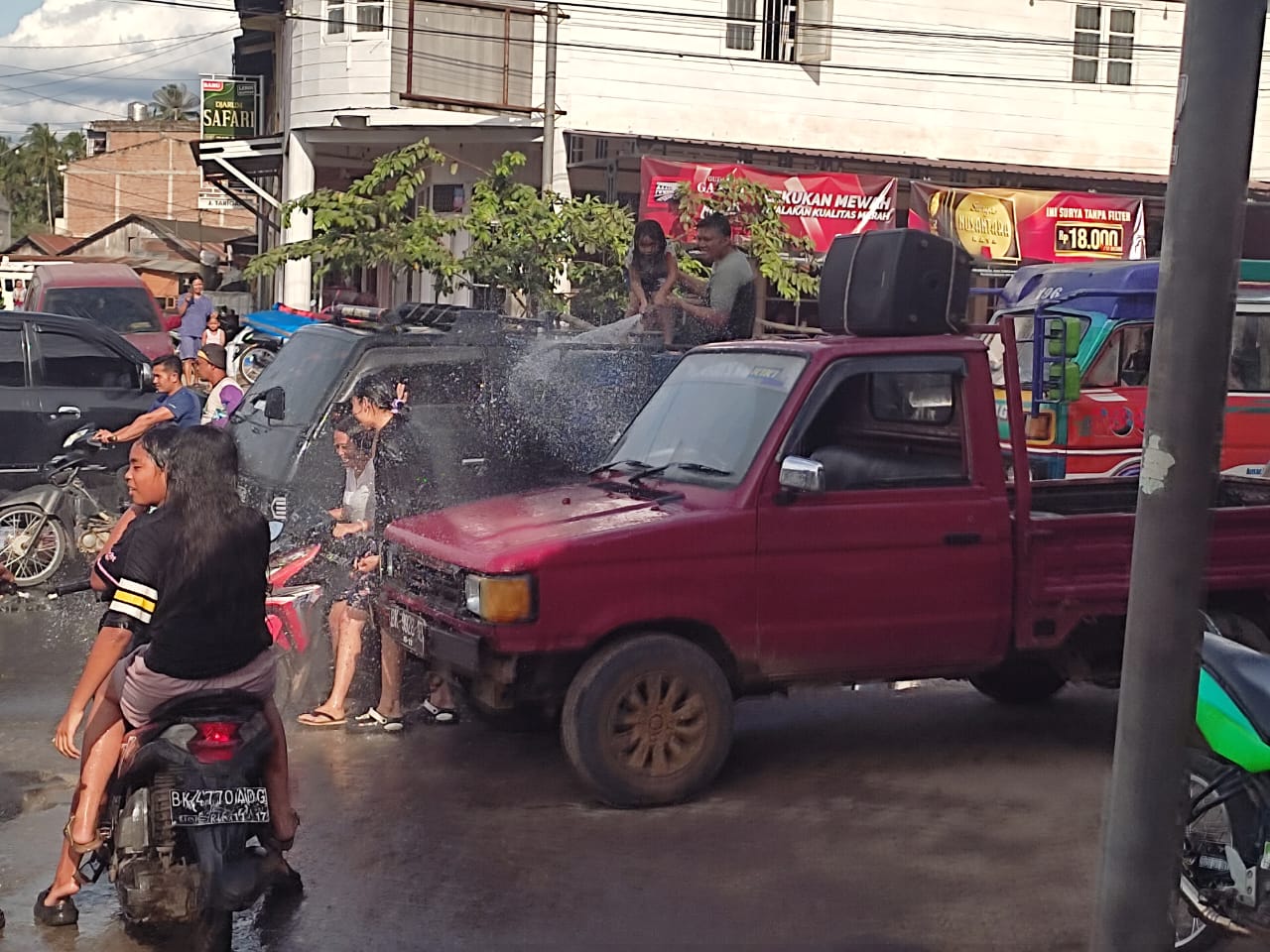 Tanaman Terancam Mati..!! Masyarakat Tiga Binanga Karo Gelar Tradisi “Erlau-lau” untuk Memanggil Hujan..!!