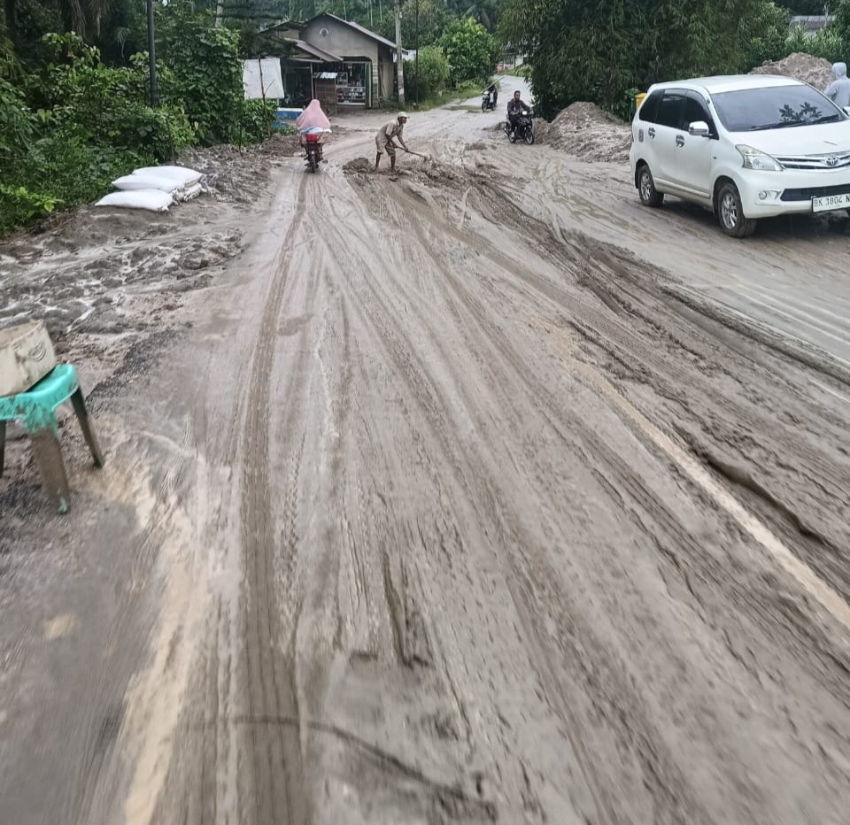 Gawat Laee..!! Kabarnya Dibekingi Anggota DPRD, Bupati Deli Serdang Diam Soal Galian C Bangun Purba..!!