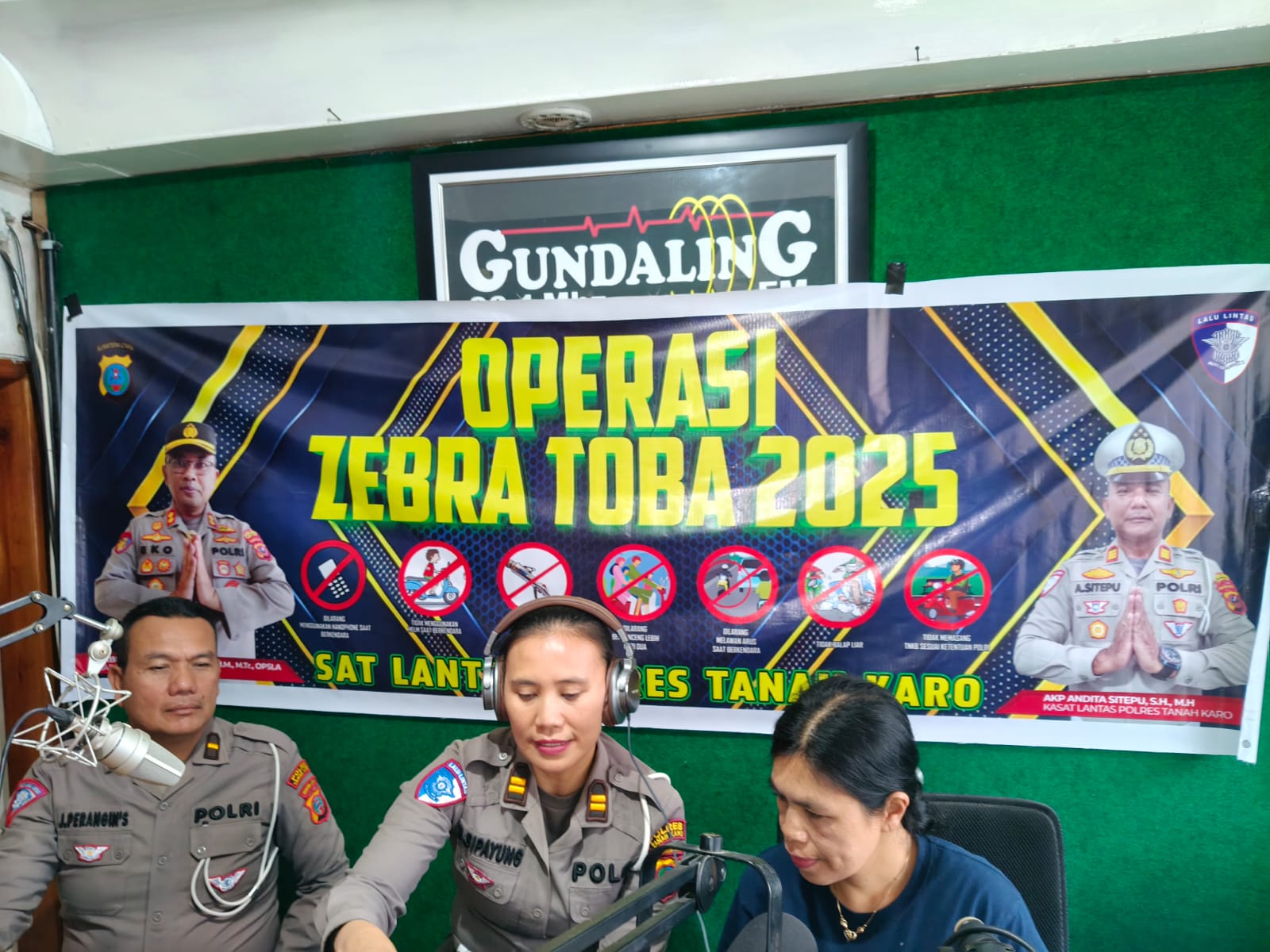 Satgas Preemtif Polres Tanah Karo: Menebar Sosialisasi Operasi Zebra Toba 2025 Lewat Udara..!!
