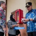 Terima Kasih Laee..!! Walikota Medan Rico: Pelayanan Administrasi Warga Korban Banjir Dipermudah dan Gratis..!!
