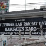 Diduga Takut Terbongkarr..!! Sekwan DPRD Karo “Kerangkeng” Informasi Penggunaan Anggaran..!!
