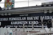 Diduga Takut Terbongkarr..!! Sekwan DPRD Karo “Kerangkeng” Informasi Penggunaan Anggaran..!!