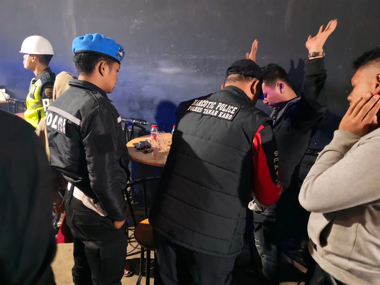 Razia THM..!! Polres Tanah Karo Amankan Tiga Pengunjung Terduga Pengguna Narkoba..!!