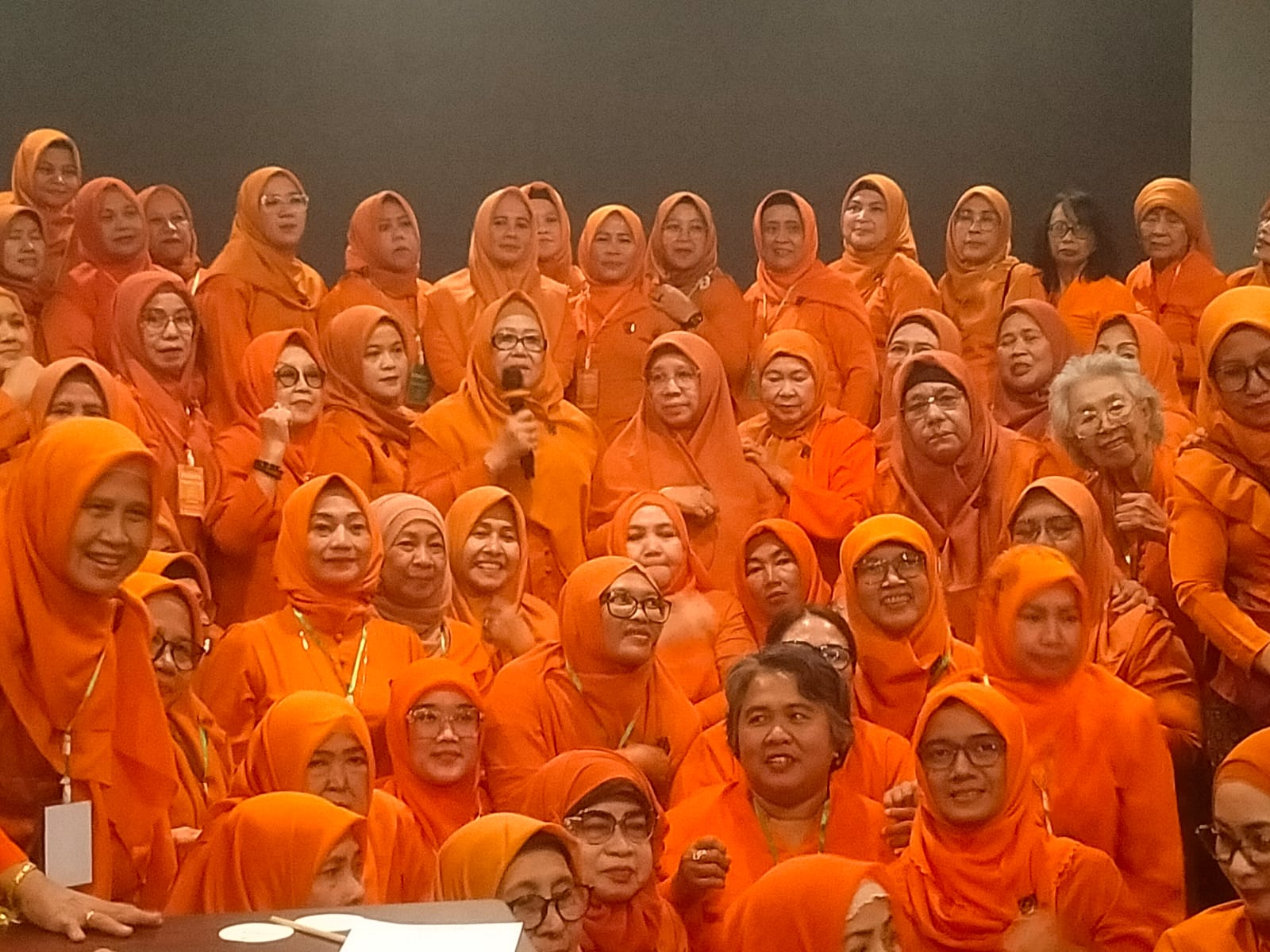 IKWI Sumut Ikuti Kongres XI..!! Ketum PWI Pusat Akhmad Munir: Ritme Kerja Wartawan Aneh dan Unik..!!