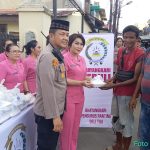 Terima Kasih Pak Poll..!! Polsek Deli Tua Bagi-bagi Takjil: Setetes Air di Tengah Gurun yang Gersang..!!