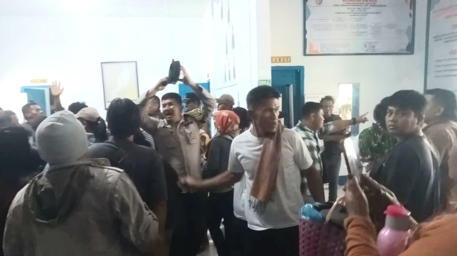 Hiii…Ngerii…Belum Berdiri Sudah “Mati”..!! Koperasi Merah Putih Dibangun di Tanah “Kuburan”, Warga Penungkiren Deli Serdang Ramai-ramai Menolak..!!