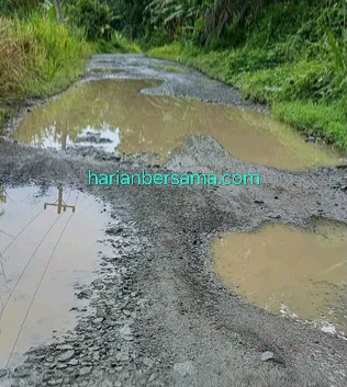 Jadi “Seleb” Medsos..!! Soal Jalan Rusak, Bupati Deli Serdang Tanya Rakyat Bayar Pajak Apa Enggak, Netizen Tag KPK dan Kejaksaan..!!