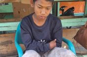 Woiii…Anak Siapa Inii..?? Terlantar di Pasar Buah, Remaja Pria Dibawa Pemkab Karo ke Rumah Sakit..!!
