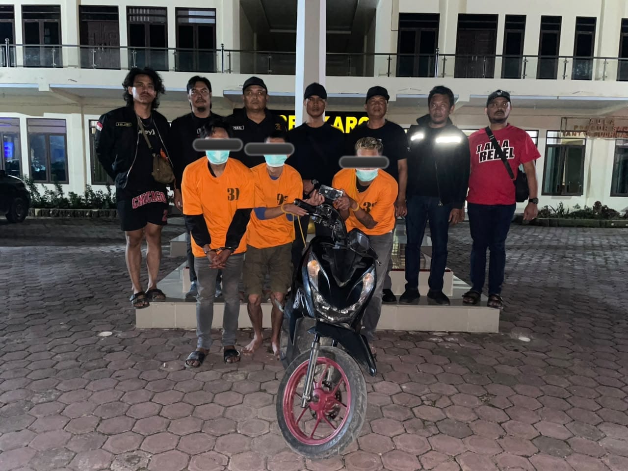 TKP Tahura..!! Harta Supir Telur Digerayangi, Trio Maling Kompak Tidur di Balik Jeruji Besi..!!