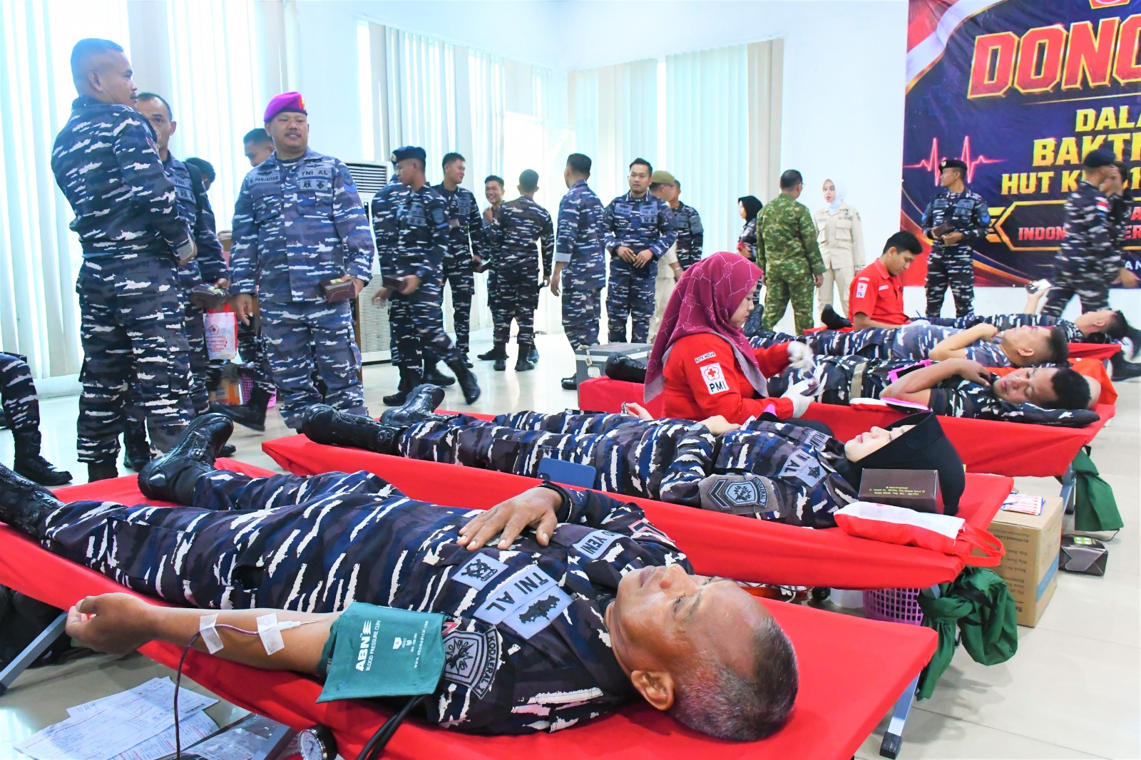 Semarak HUT ke 81 TNI..!! Baksos Kodaeral 1 Belawan: Setetes Darah Sejuta Kehidupan..!!