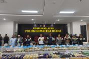 Dirresnarkoba Ni Boss…”Bukan Kaleng-kaleng”..!! Polda Sumut Bongkar Tiga Kasus Narkoba, 244 Kg Sabu Disita, 9 Pelaku Ditangkap..!!